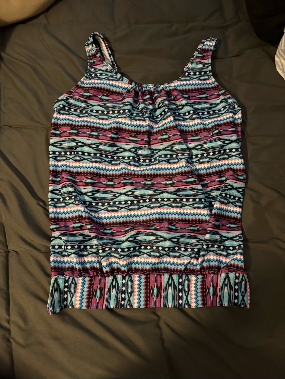 Women’s Aztec-Print Tankini swim top size medium